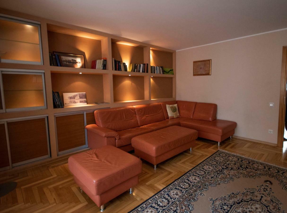كلابيدا Just Good Apartment المظهر الخارجي الصورة